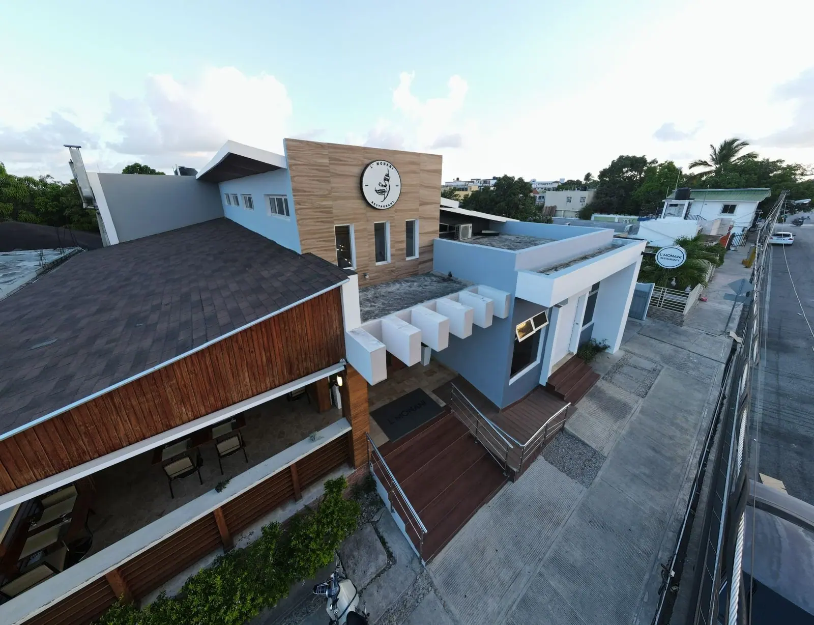 Restaurante L'Monani, obra gestionada de principio a fin por CCAJ